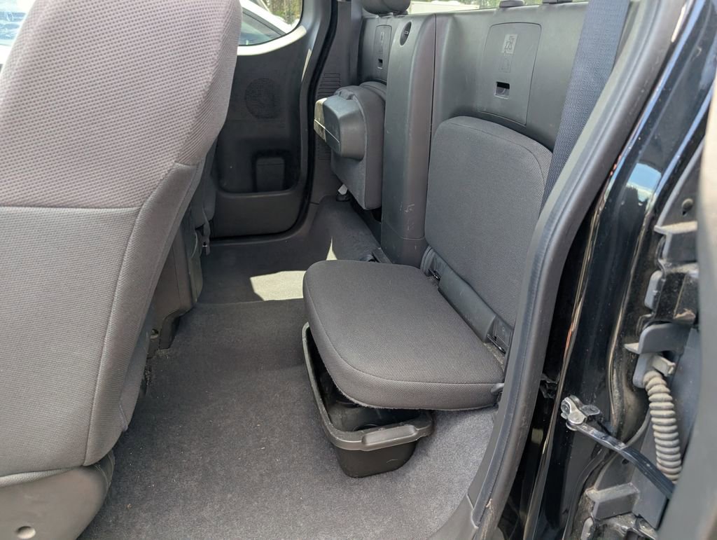 Used 2019 Nissan Frontier S w/ Work Truck Package image 7