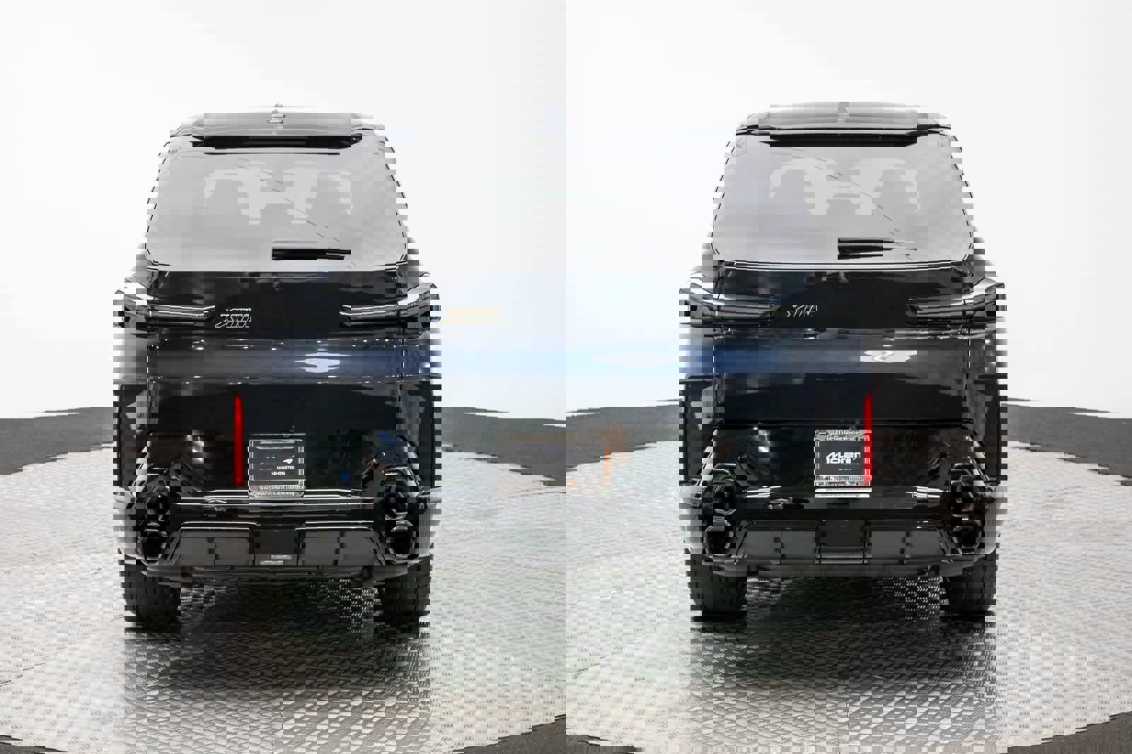 Used 2024 BMW XM image 5