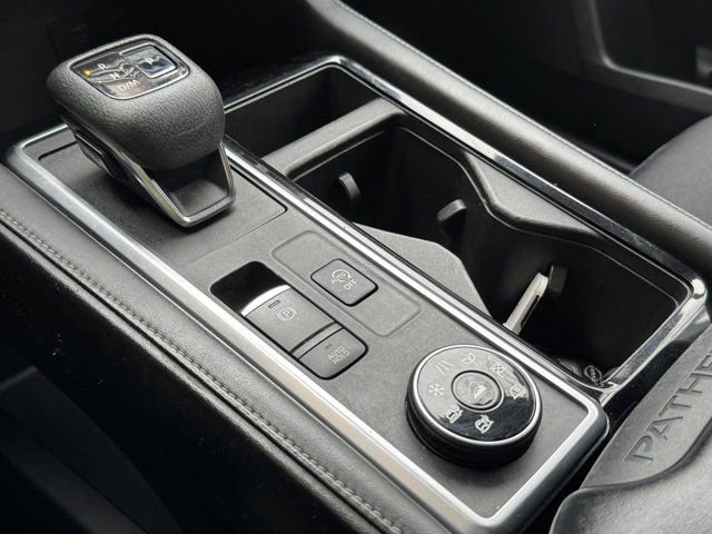 Used 2022 Nissan Pathfinder SV w/ Cargo Package image 28