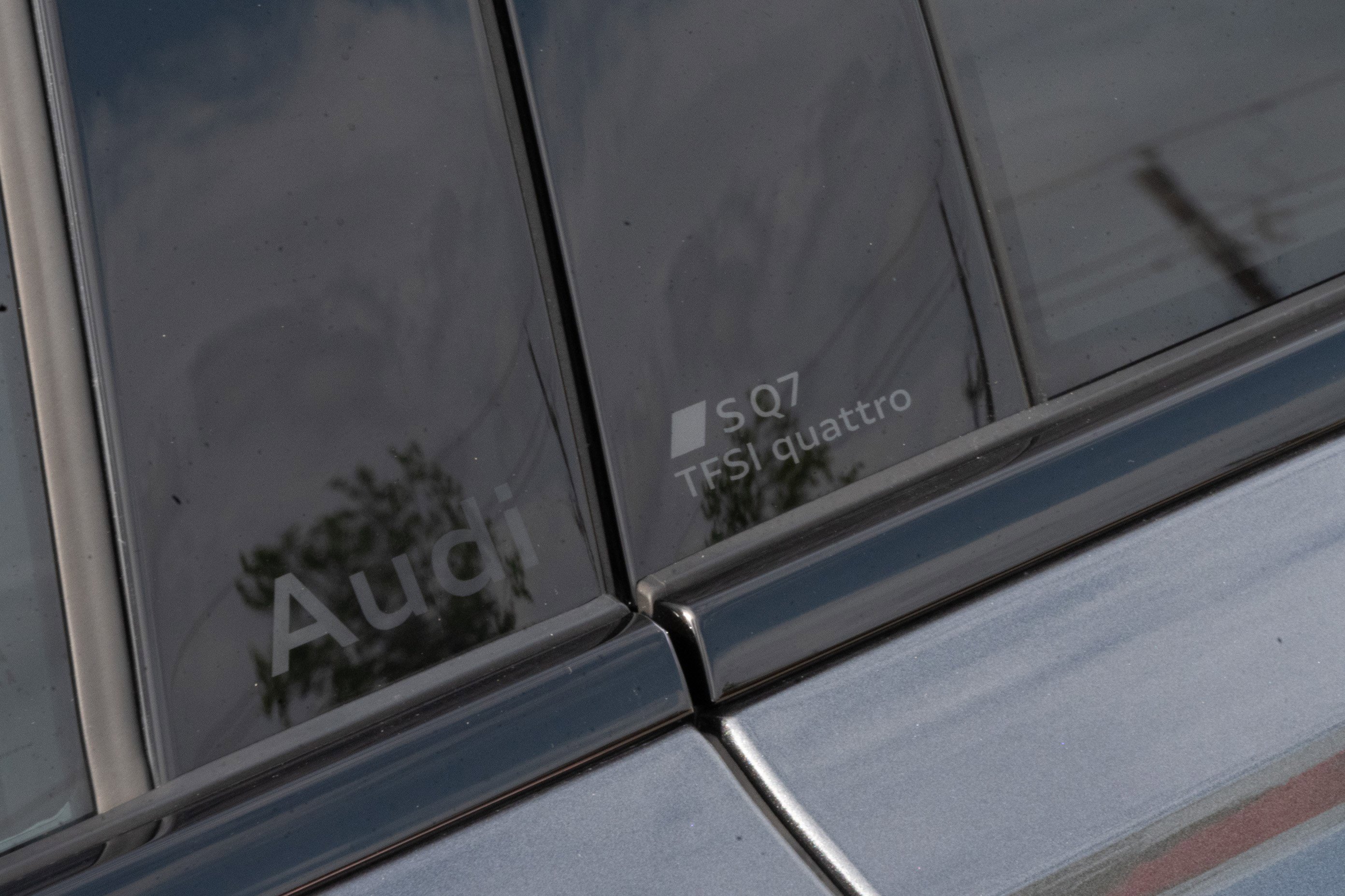 Used 2025 Audi SQ7 Prestige image 33