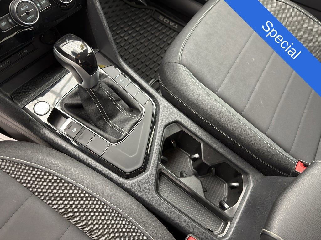 Used 2024 Volkswagen Taos SE image 18