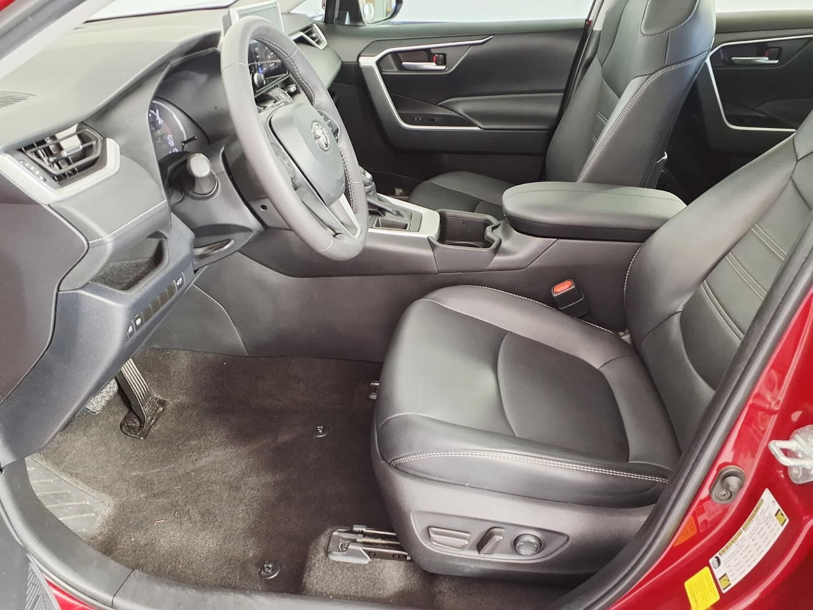 Used 2023 Toyota RAV4 XLE Premium FWD image 13