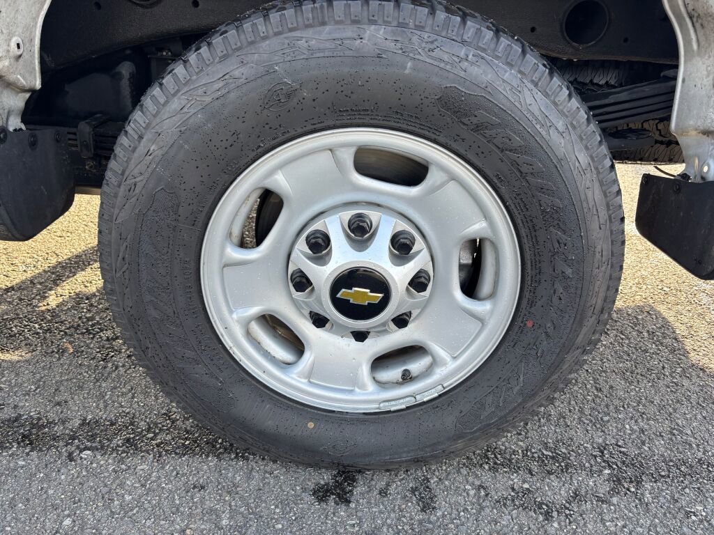 Used 2020 Chevrolet Silverado 2500 W/T w/ WT Convenience Package image 9