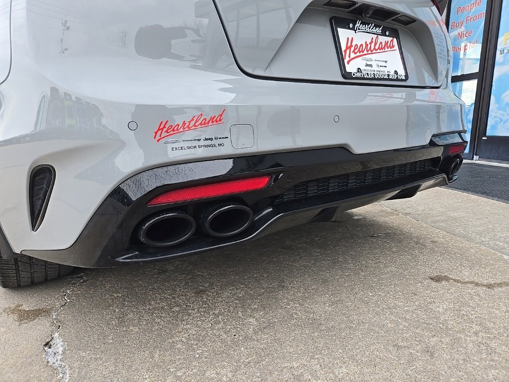 Used 2020 Kia Stinger GT2 image 20