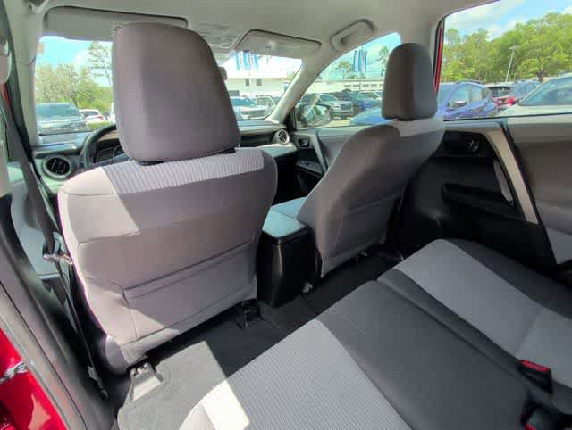 Used 2013 Toyota RAV4 LE image 14