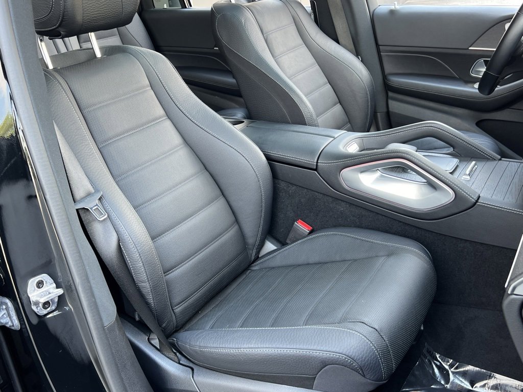 Used 2022 Mercedes-Benz GLS 580 4MATIC image 33