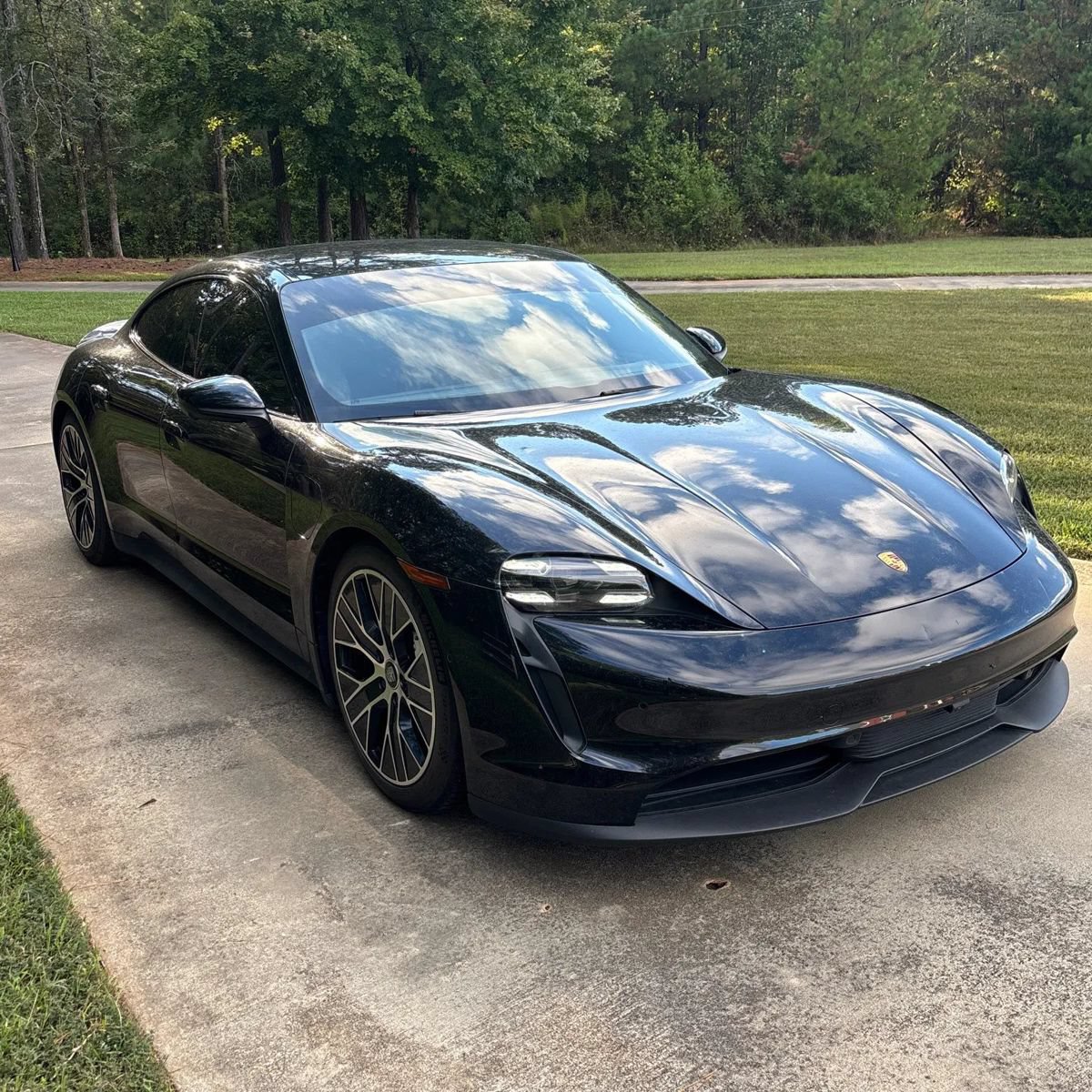 Used 2020 Porsche Taycan 4S w/ Premium Package AWD/4WD image 6