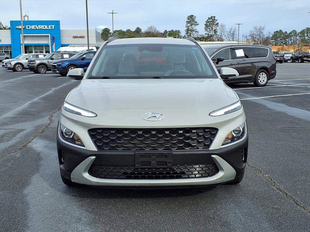 Used 2023 Hyundai Kona SEL image 2