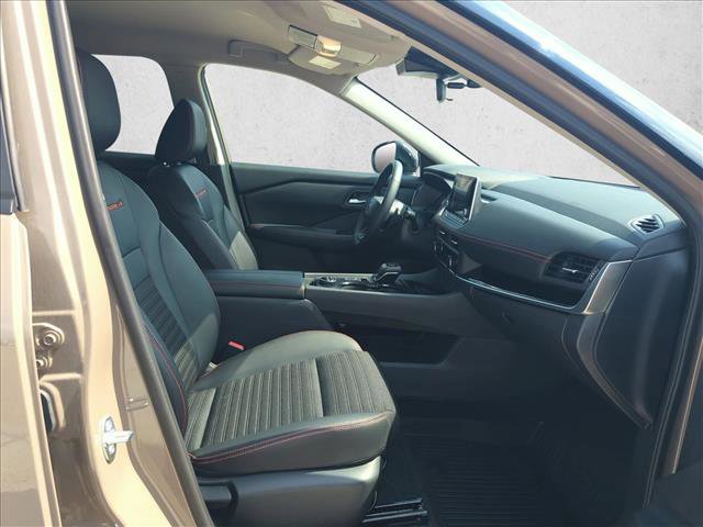 Used 2026 Nissan Rogue SV image 20