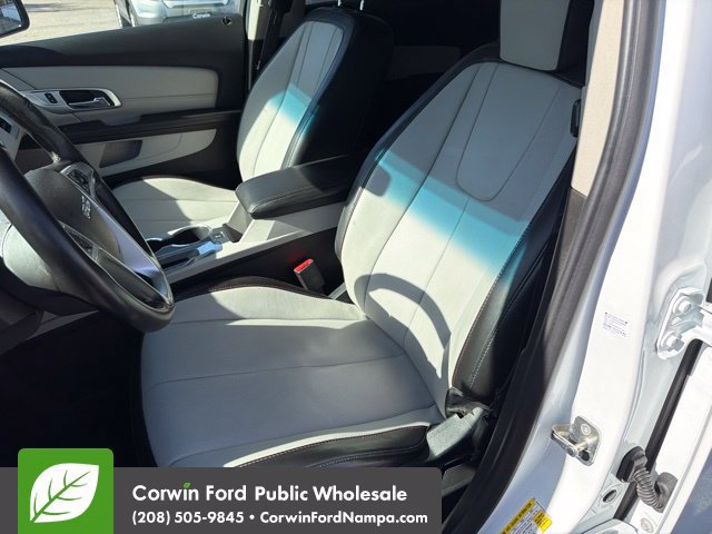 Used 2017 GMC Terrain SLT w/ Open Road Package AWD/4WD image 25