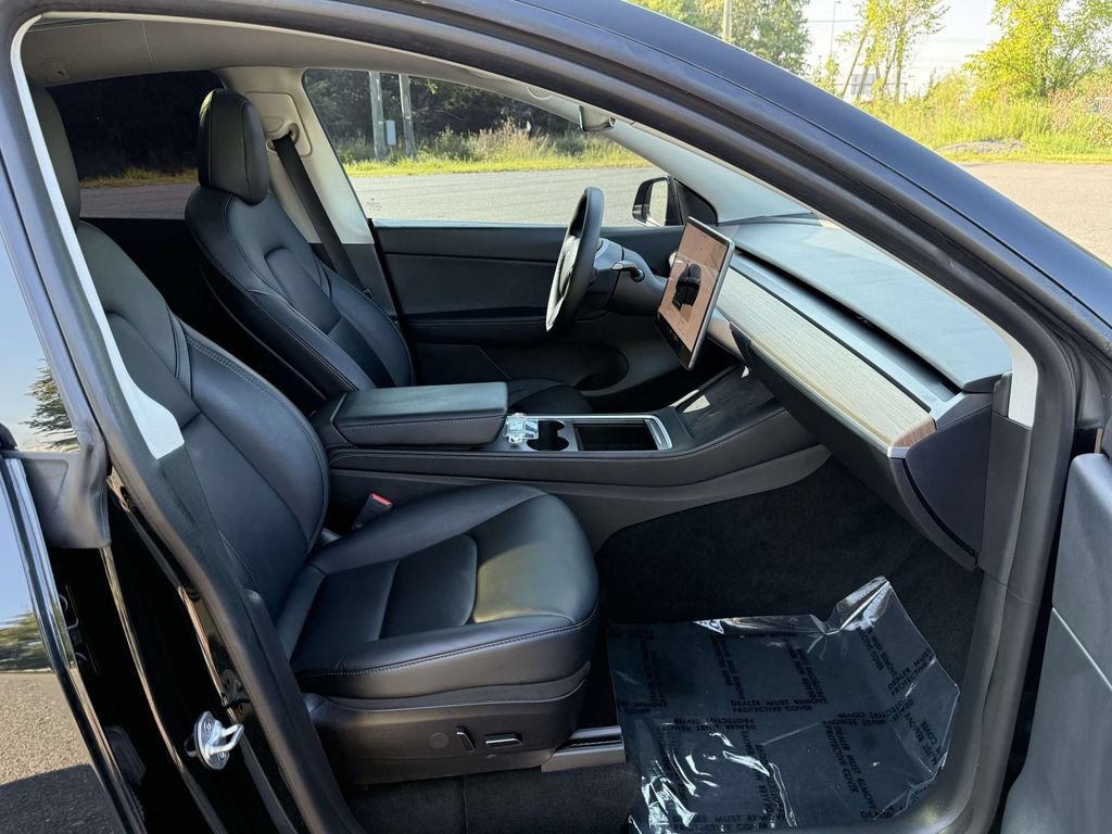 Used 2022 Tesla Model Y Performance AWD/4WD image 14