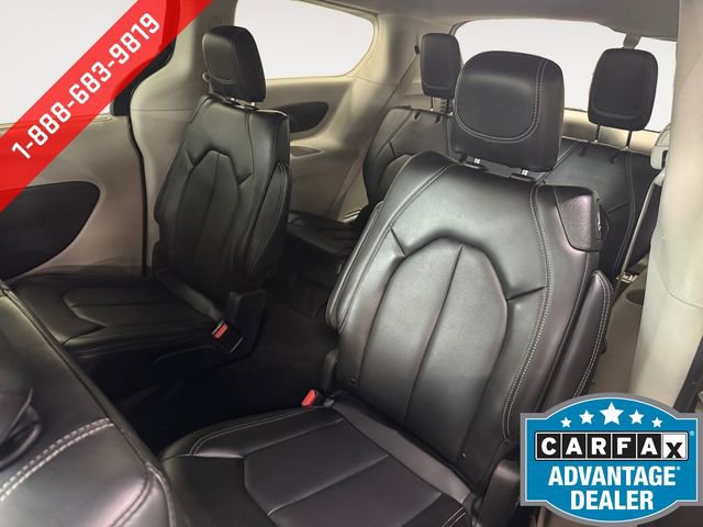 Used 2023 Chrysler Pacifica Touring-L FWD image 22