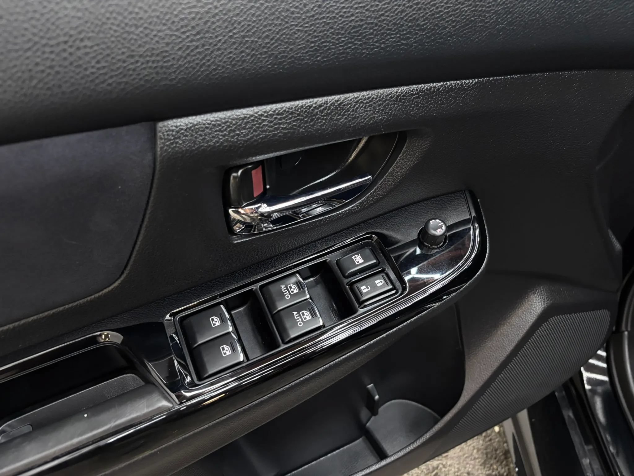 Used 2018 Subaru WRX STI w/ Popular Package #1 AWD/4WD image 19