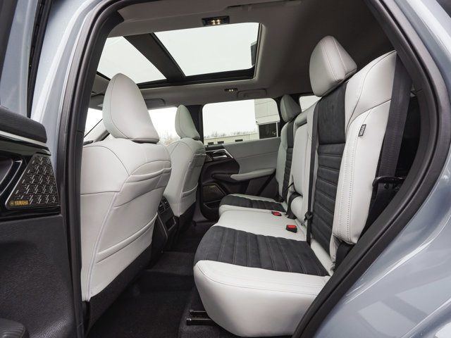 New 2026 Mitsubishi Outlander SE AWD/4WD image 36