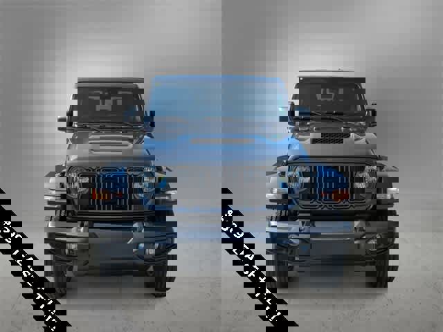 New 2025 Jeep Gladiator Sport image 3