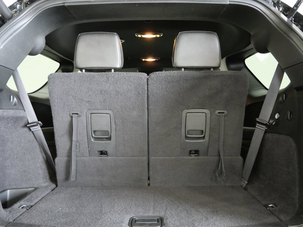 Used 2023 Dodge Durango R/T w/ Tow 'N Go Package AWD/4WD image 28