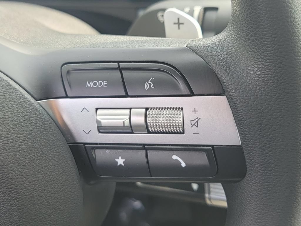 Used 2024 Hyundai Sonata SEL FWD image 29