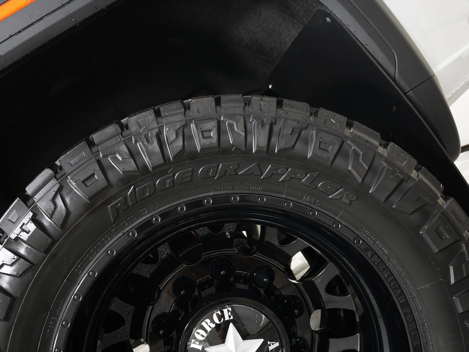 Used 2025 GMC Sierra 3500 Denali Ultimate image 37