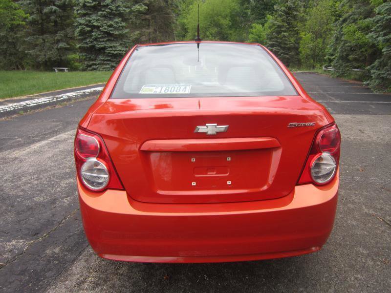 Used 2012 Chevrolet Sonic LS FWD image 21