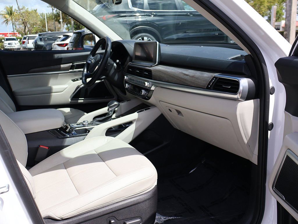 Used 2021 Kia Telluride EX w/ EX Premium Package FWD image 30