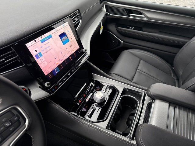 New 2025 Jeep Wagoneer L Series II w/ Convenience Group I image 55