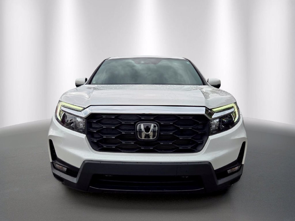 Certified 2024 Honda Passport EX-L image 2