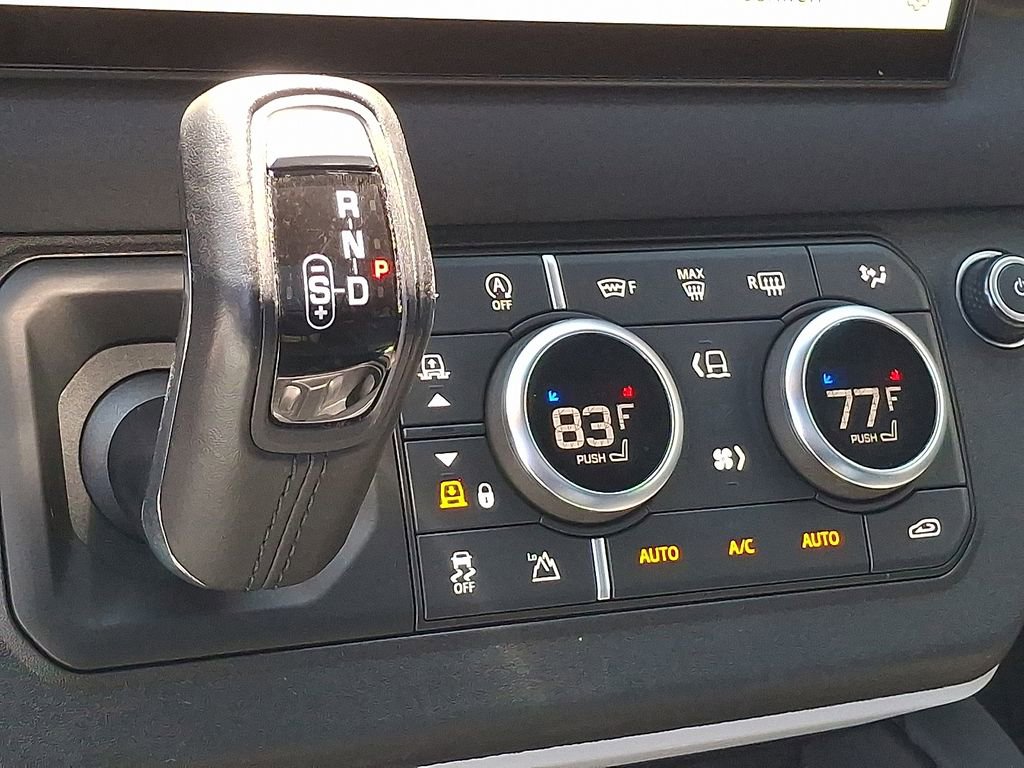 Certified 2023 Land Rover Defender 130 SE image 21