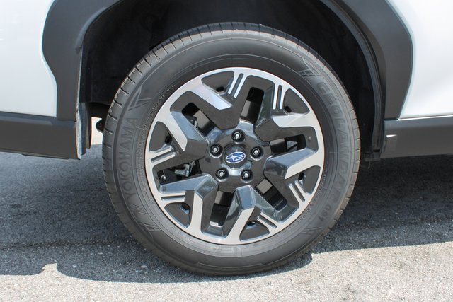 Used 2025 Subaru Forester w/ Convenience Package #1 image 37