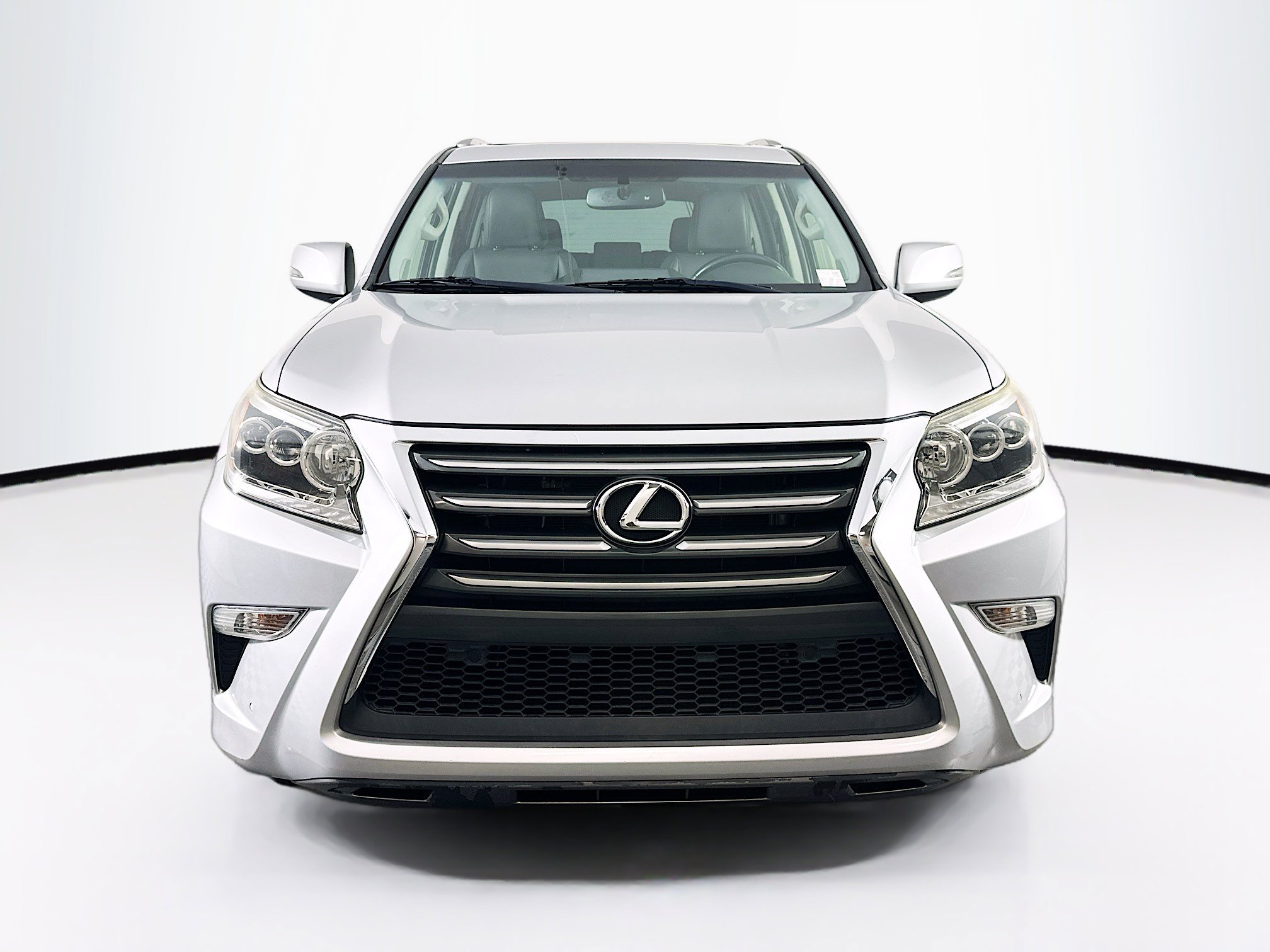 Used 2016 Lexus GX 460 4WD 4dr image 2