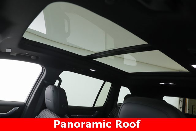 Used 2025 GMC Acadia Denali image 18