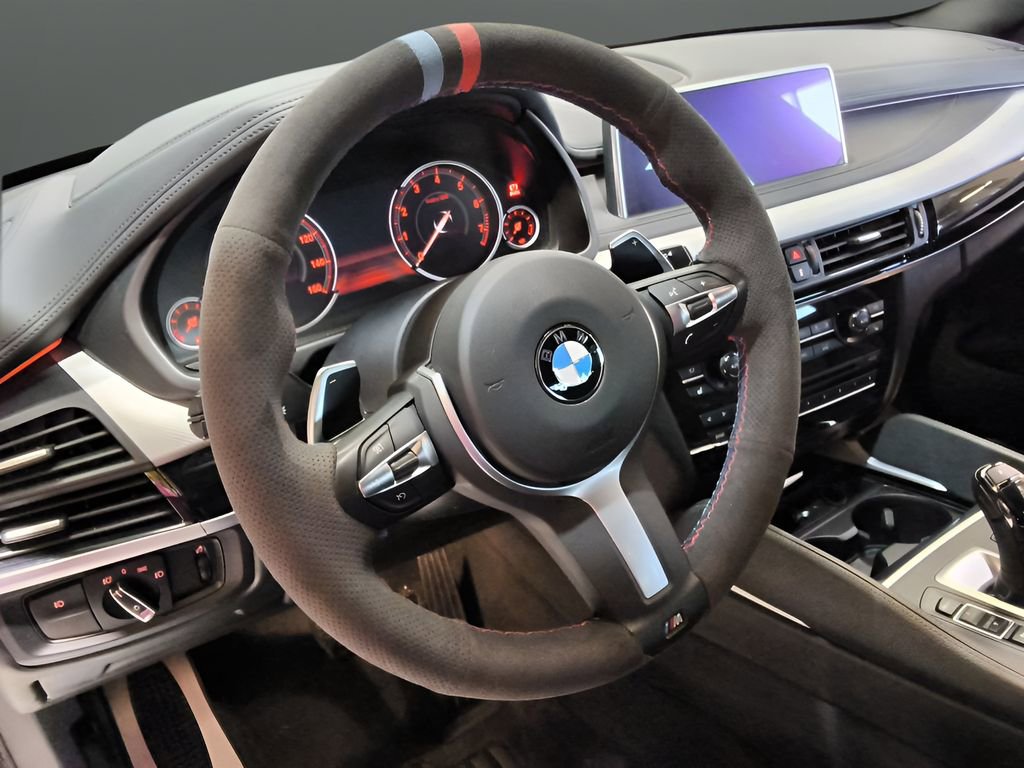 Used 2019 BMW X6 M60i AWD/4WD image 15