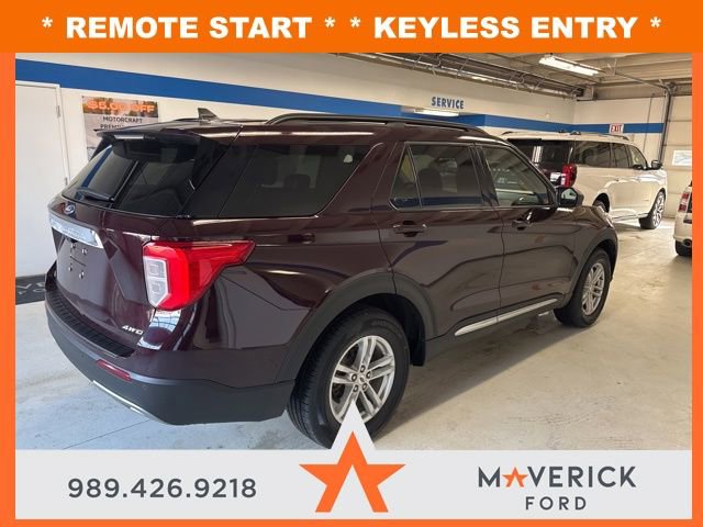Used 2022 Ford Explorer XLT w/ Equipment Group 202A image 5