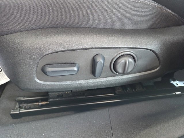 Used 2024 Chevrolet Malibu LT image 36