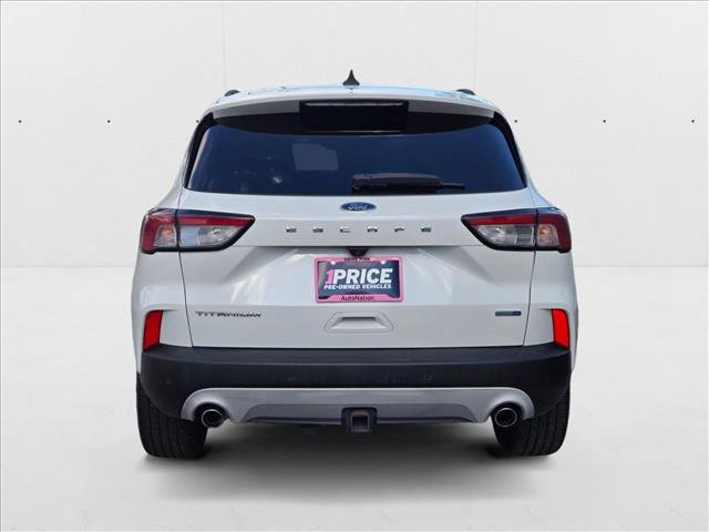 Used 2020 Ford Escape Titanium image 5