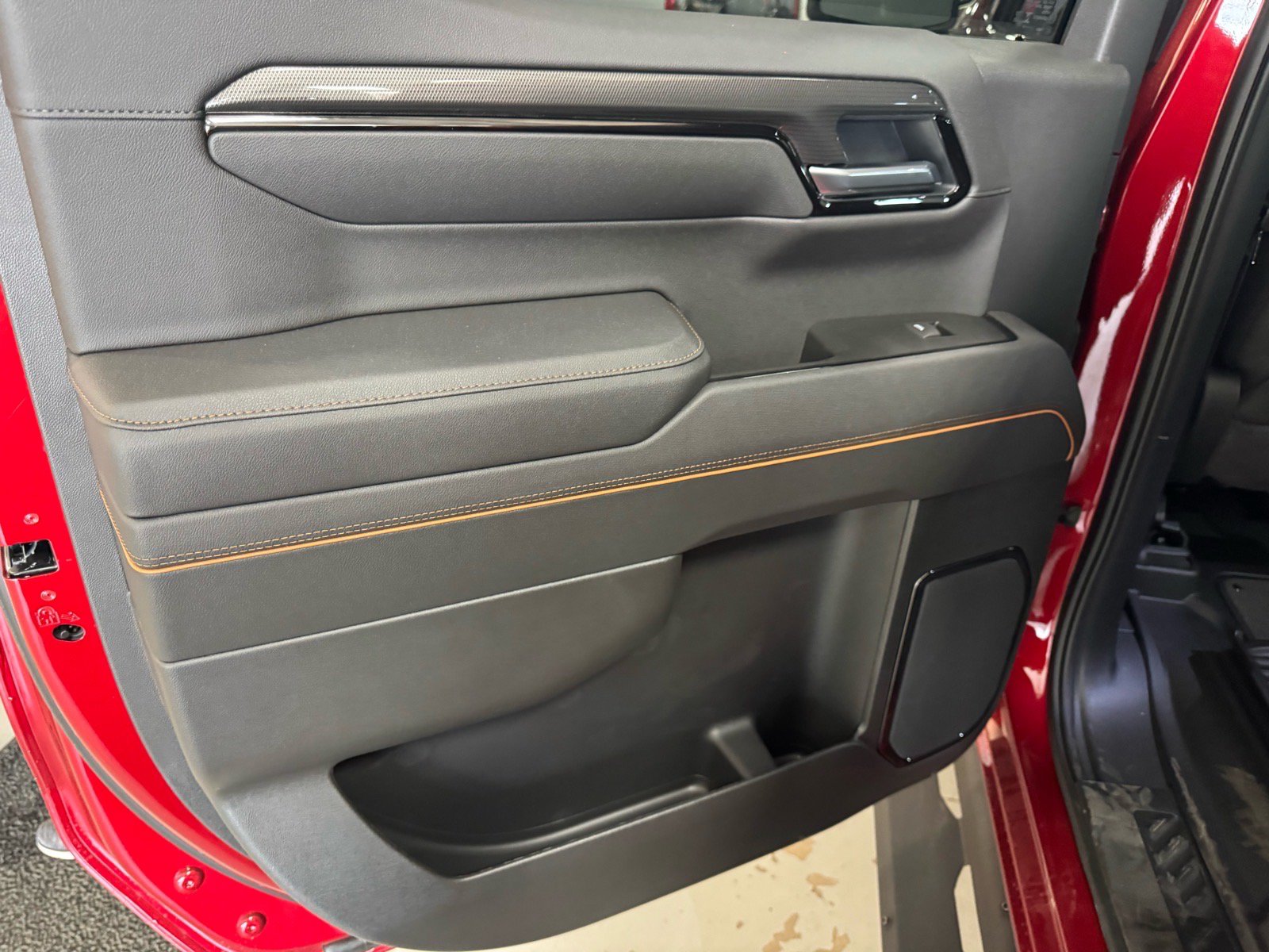 New 2026 GMC Sierra 1500 AT4 w/ AT4 Premium Package AWD/4WD image 9
