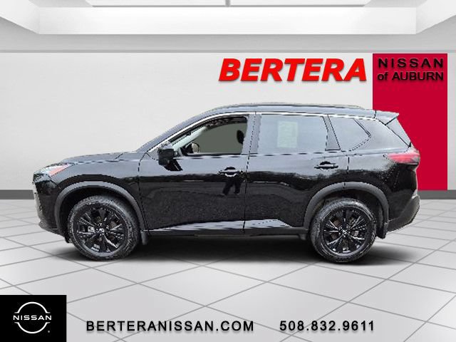 Used 2023 Nissan Rogue SV w/ SV Premium B Package AWD/4WD image 1