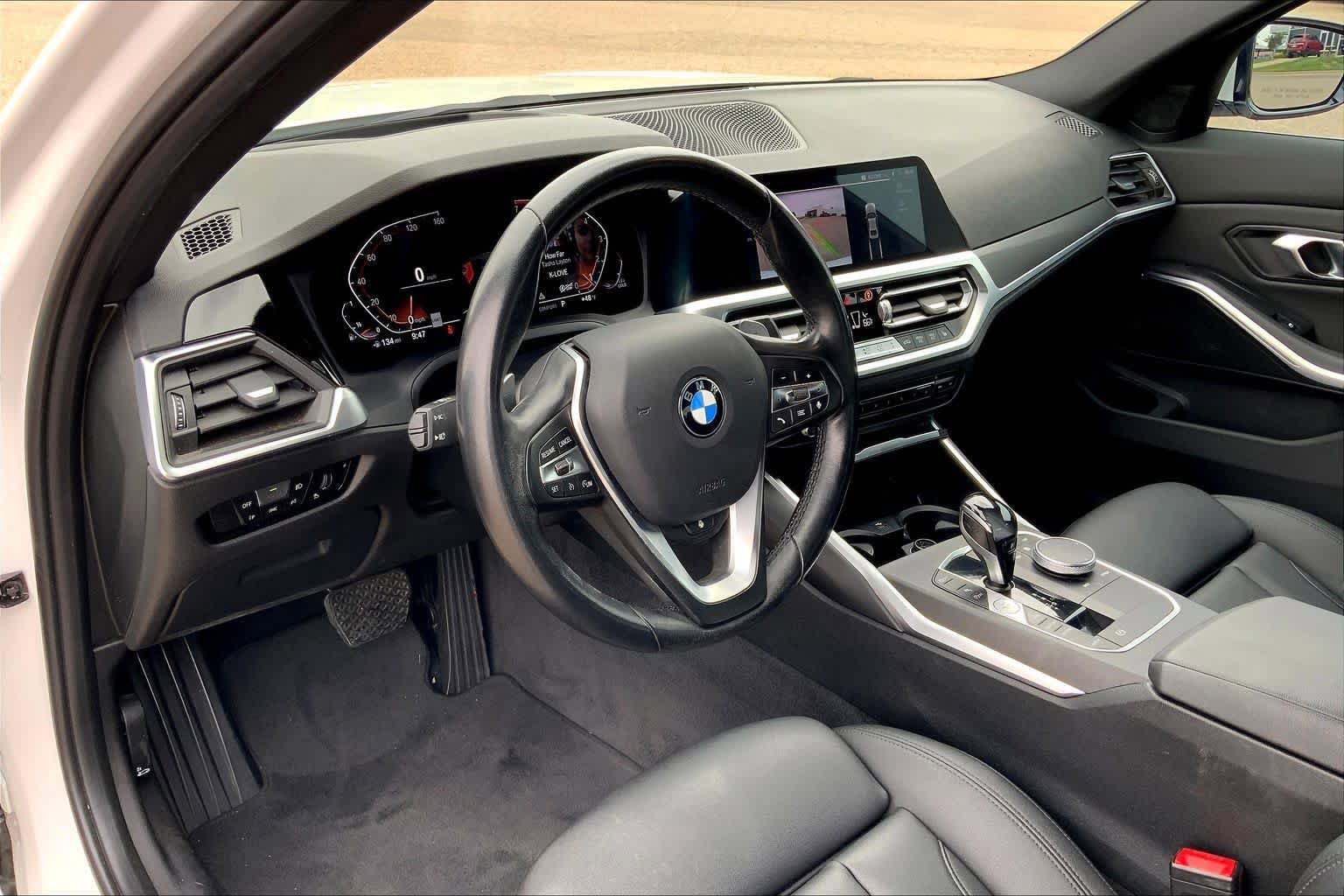 Used 2021 BMW 330i xDrive Sedan AWD/4WD image 18