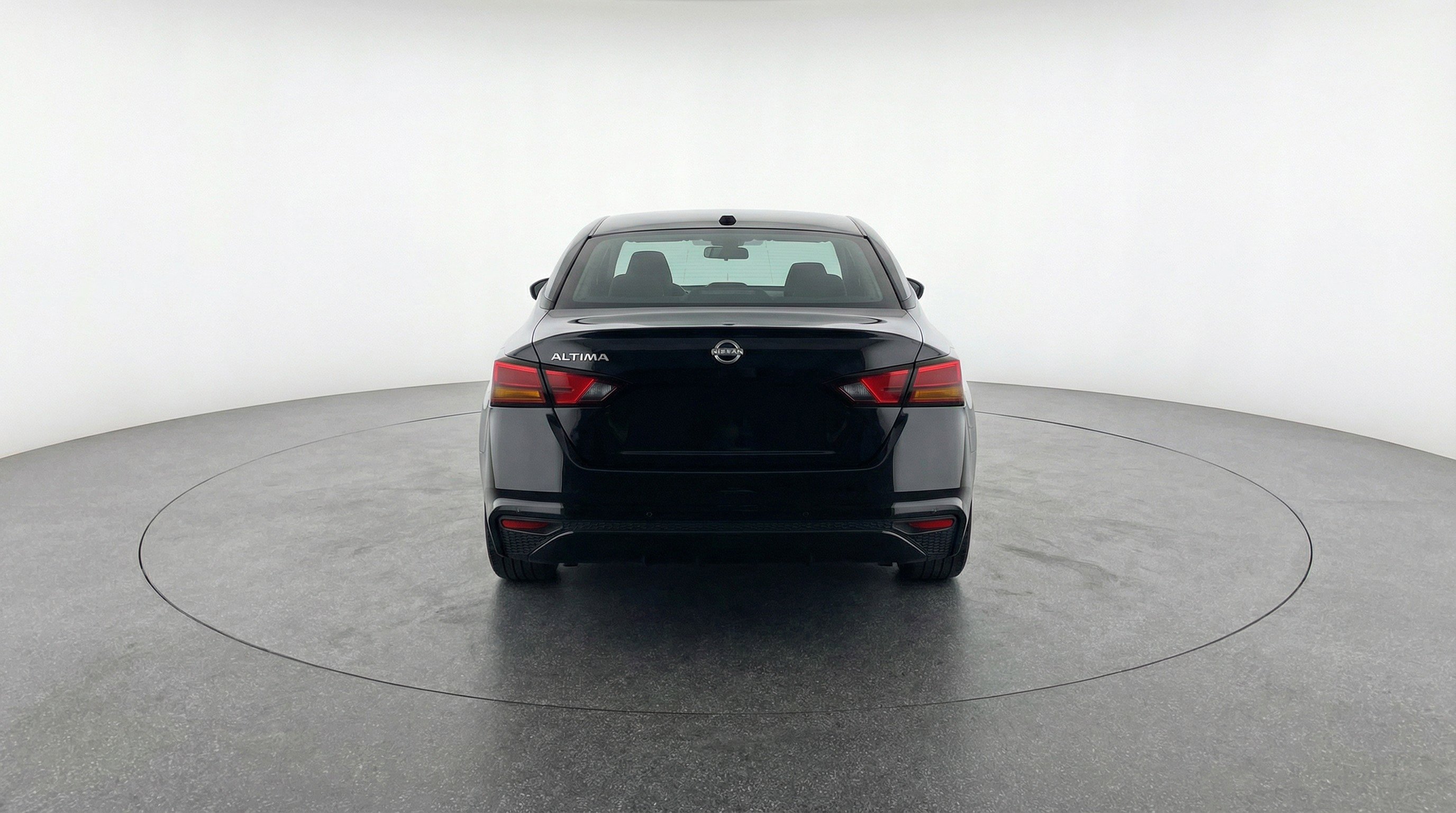 Used 2025 Nissan Altima 2.5 SV FWD image 7