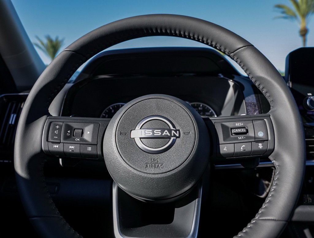 New 2025 Nissan Pathfinder SV image 26