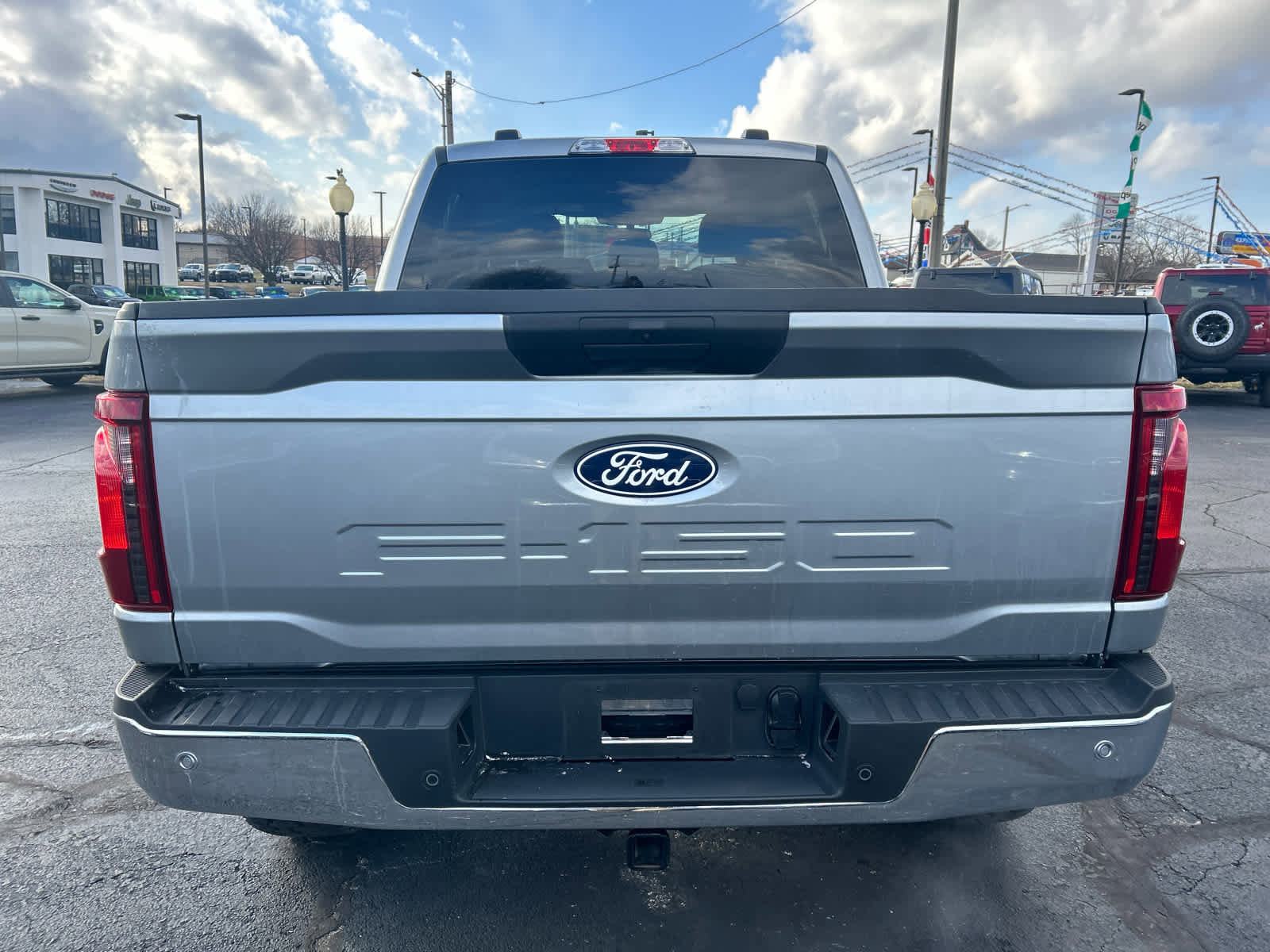 Used 2025 Ford F150 XLT w/ Equipment Group 301A Standard image 5