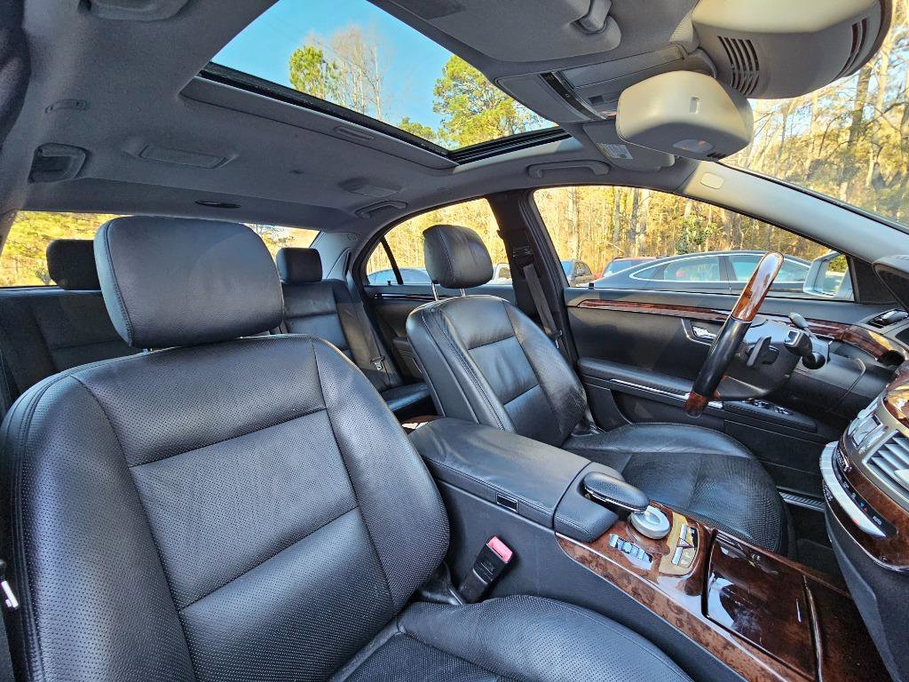 Used 2010 Mercedes-Benz S 400 image 35