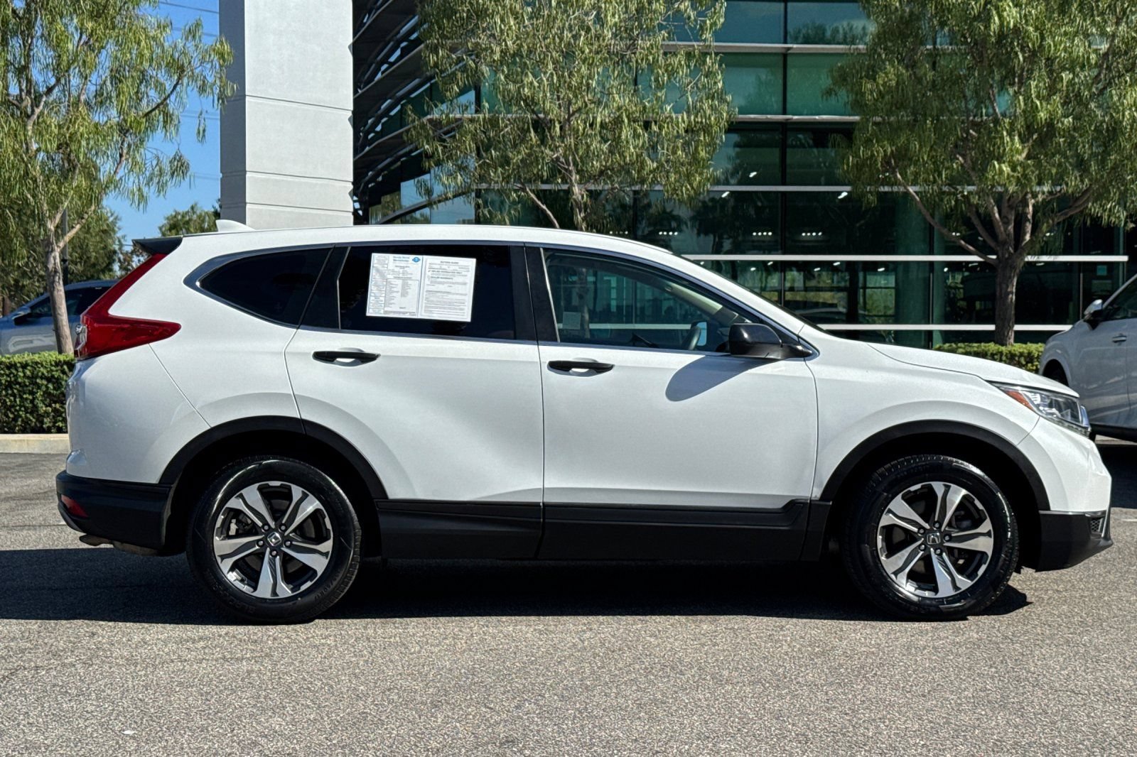 Certified 2019 Honda CR-V LX image 3
