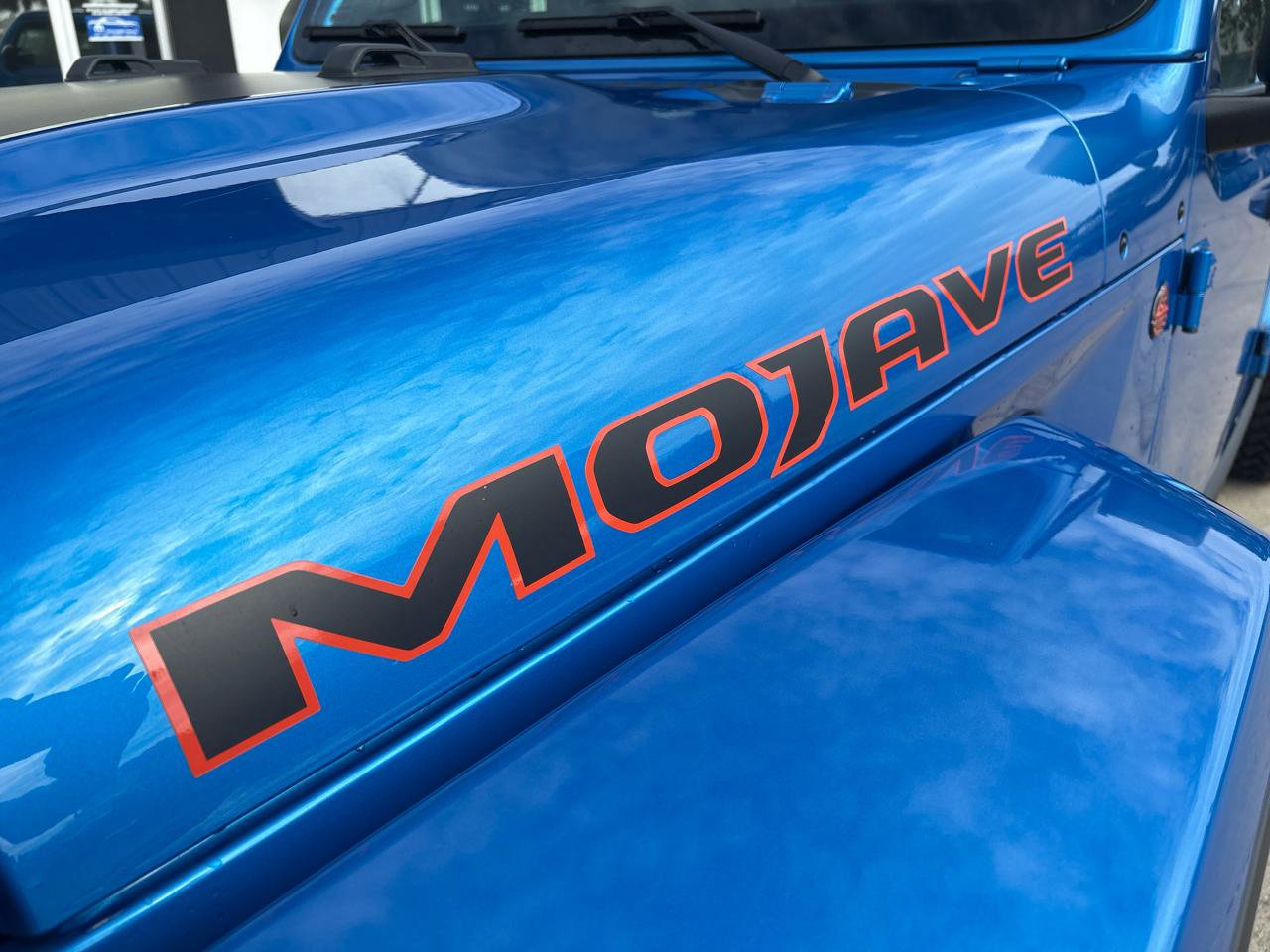 Used 2024 Jeep Gladiator Mojave AWD/4WD image 26