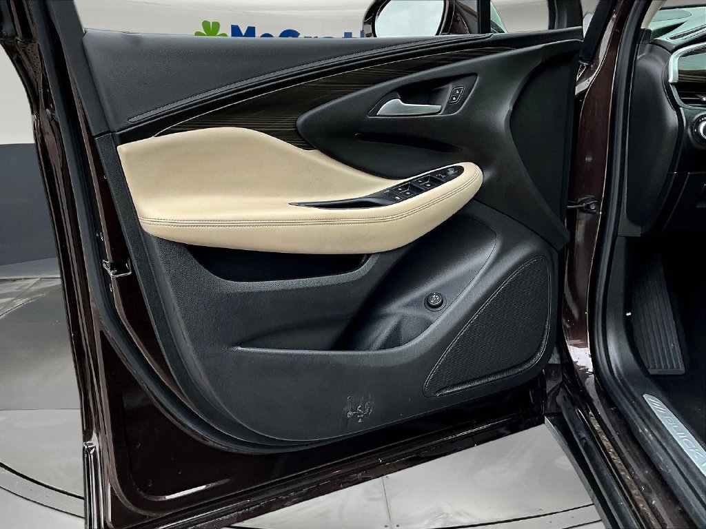 Used 2020 Buick Envision Preferred AWD/4WD image 23