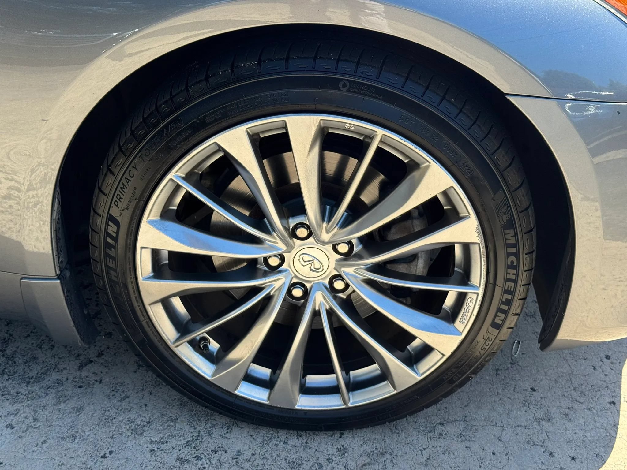 Used 2015 INFINITI Q60 Convertible w/ Premium Package RWD image 26