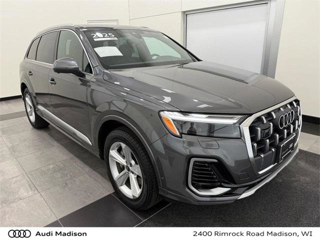 Certified 2025 Audi Q7 2.0T Premium
