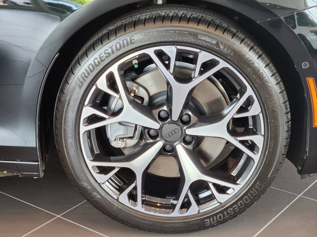 New 2026 Audi A6 Premium Plus AWD/4WD image 16