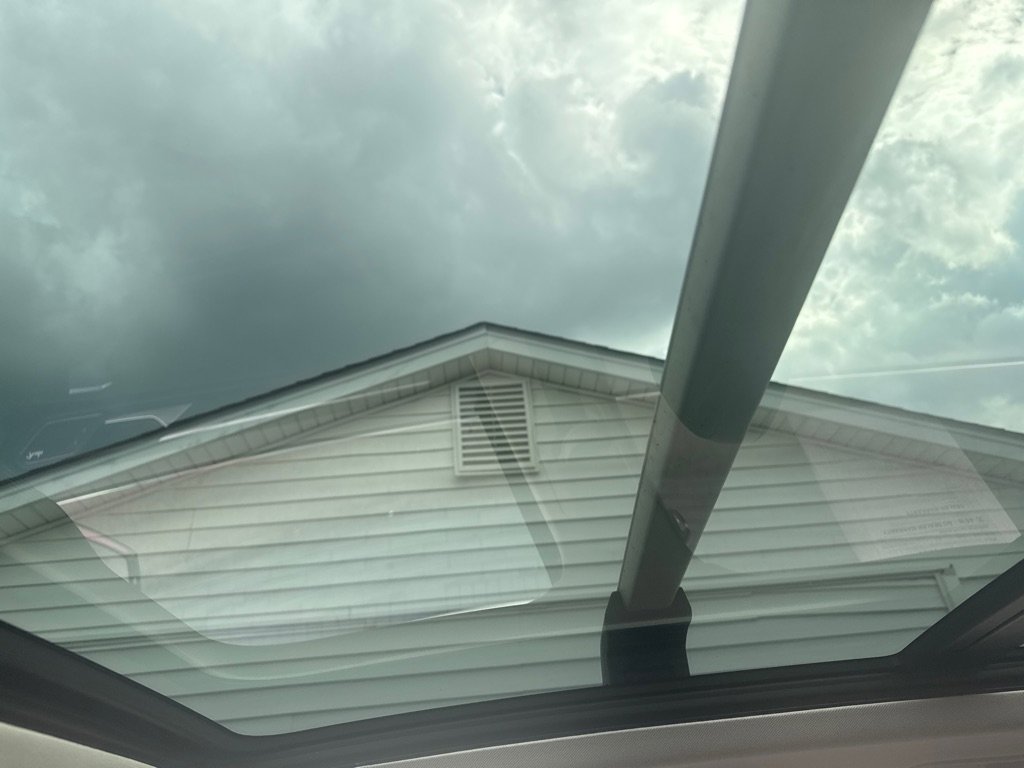 Used 2019 Volkswagen Tiguan SEL Premium image 41