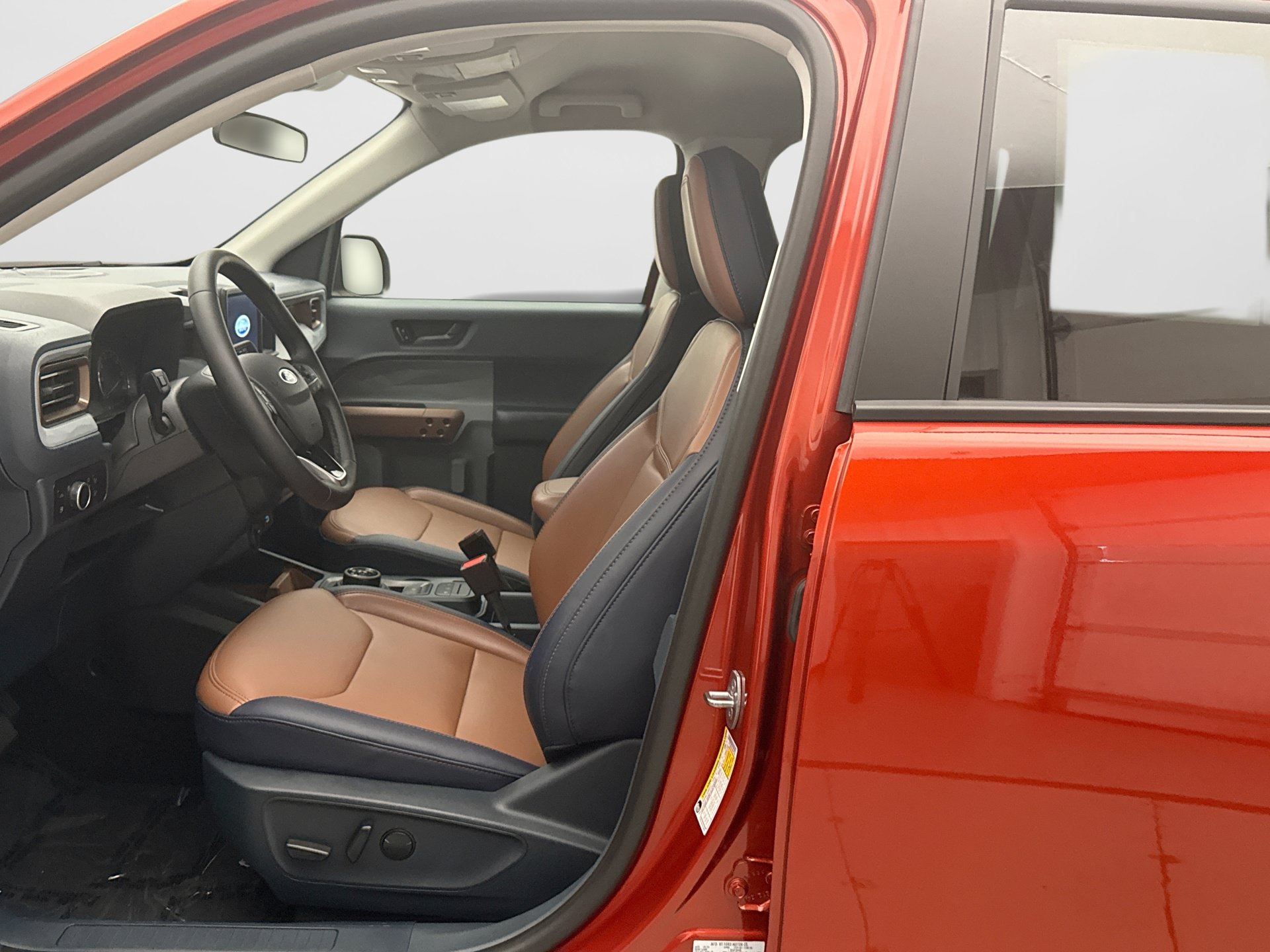 Used 2024 Ford Maverick Lariat FWD image 11