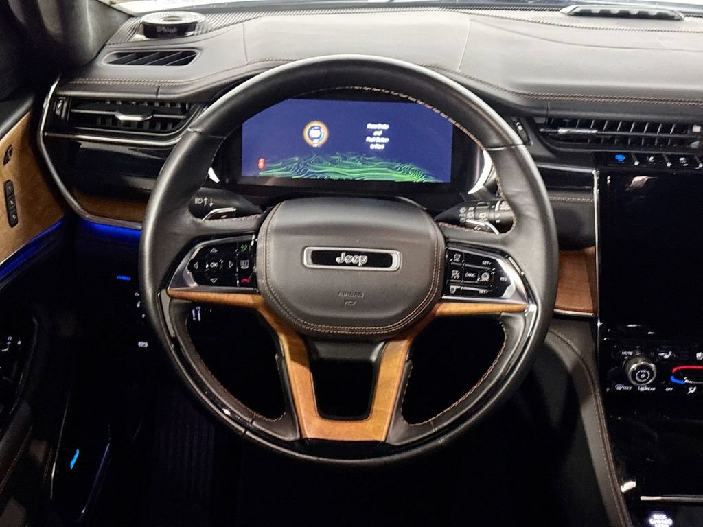 Certified 2022 Jeep Grand Cherokee Summit AWD/4WD image 14